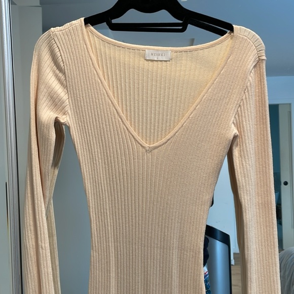 Meshki Size S cream maxi dress. - Picture 4 of 5